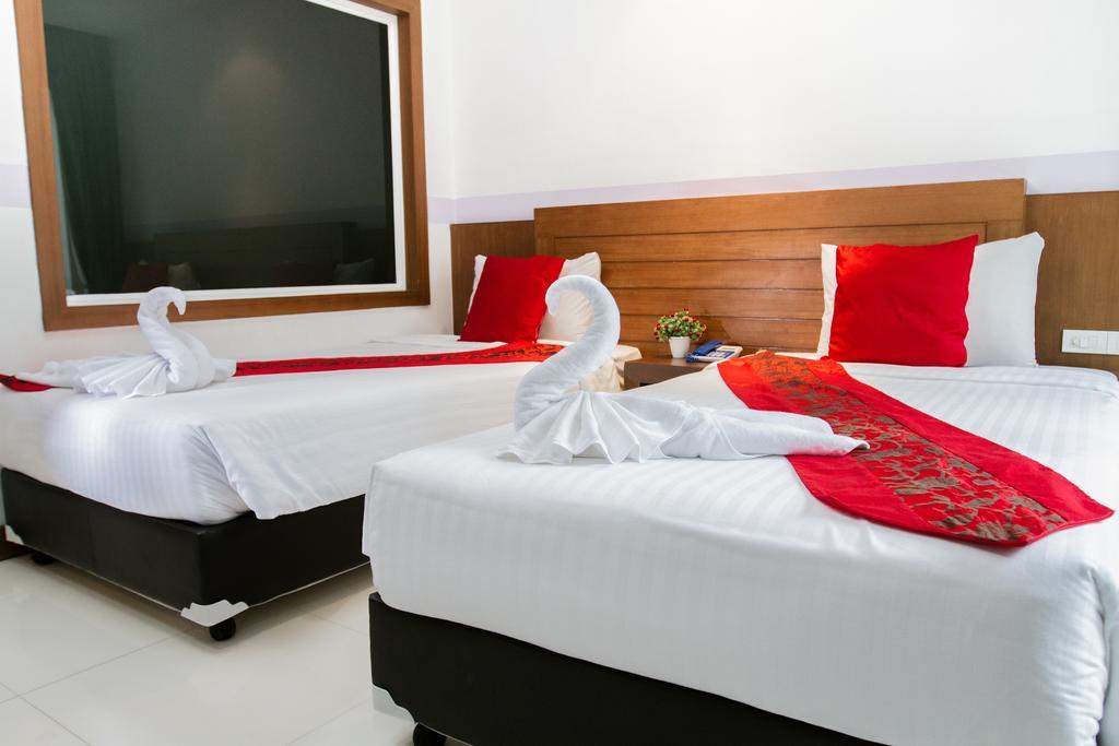 Chana Hotel Phuket Eksteriør billede