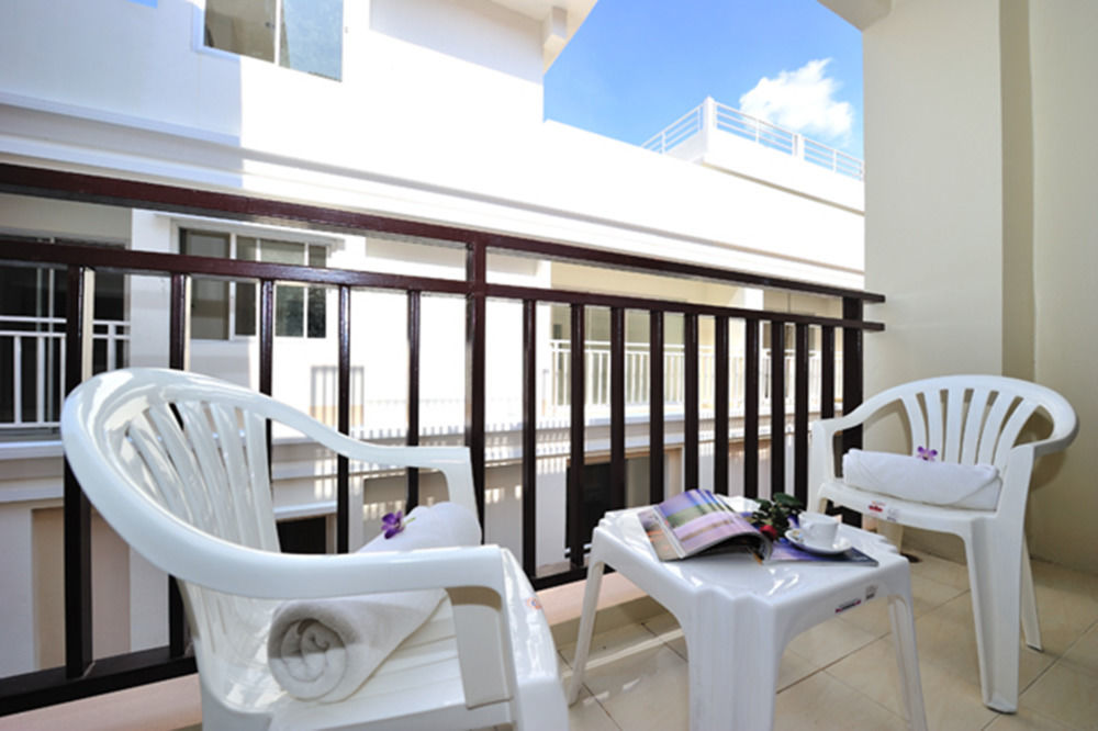 Chana Hotel Phuket Eksteriør billede